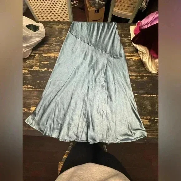 SELFIE LESLIE NWT KINDRED SPIRIT STRAPLESS GATHERED BUST MIDI DRESS BLUE - Picture 7 of 8